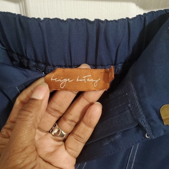 Beige Botany Womens Blue Cargo Capris Pants Size Small - Picture 6 of 7